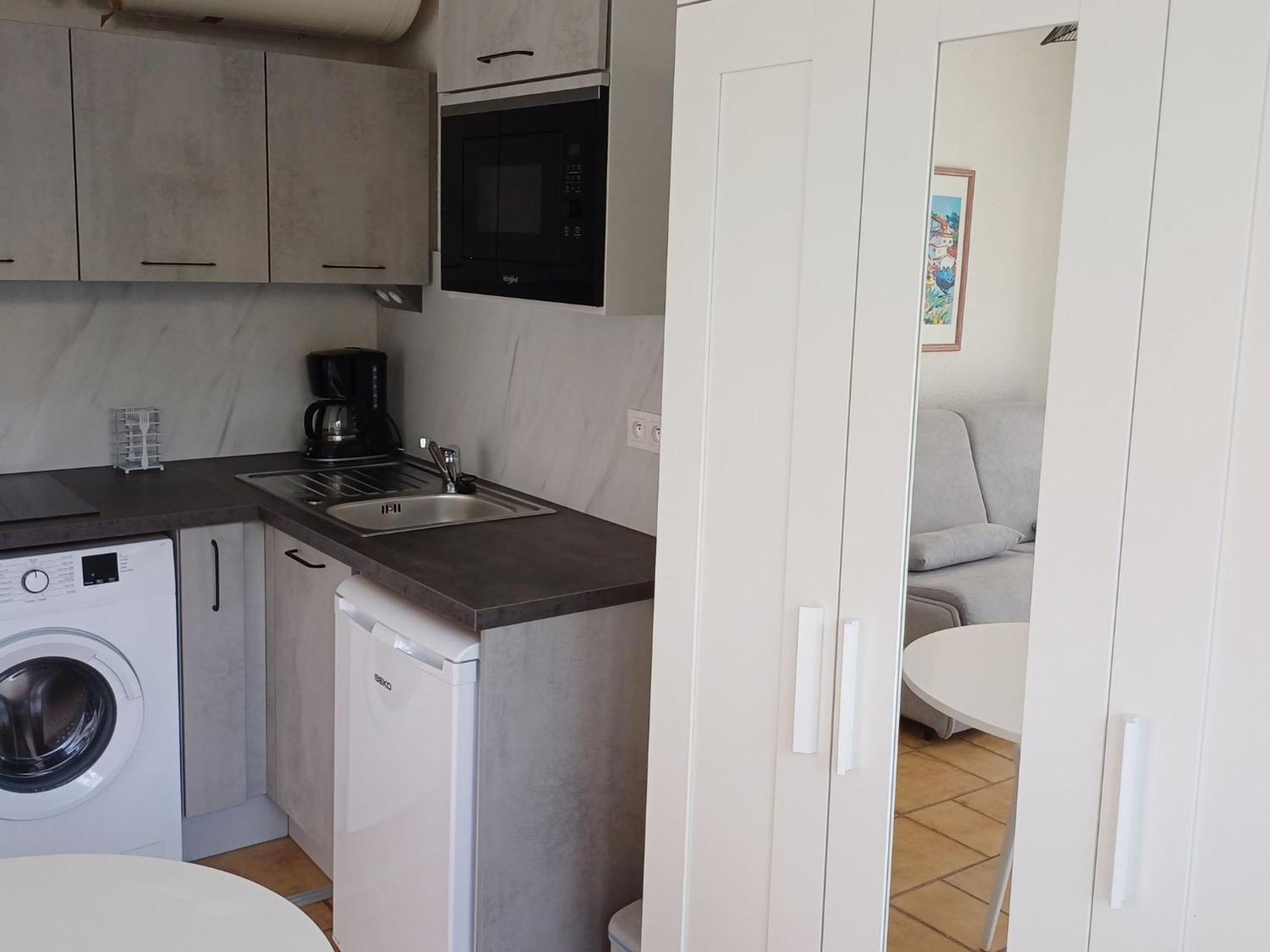 Studio Antares-1 By Interhome Cavalaire-sur-Mer Bagian luar foto